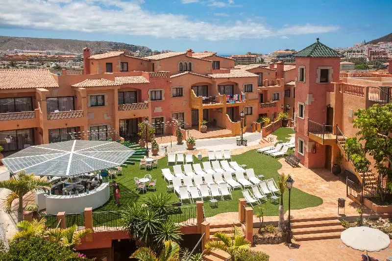 Fotos del hotel Villa Mandi Golf Resort:  22