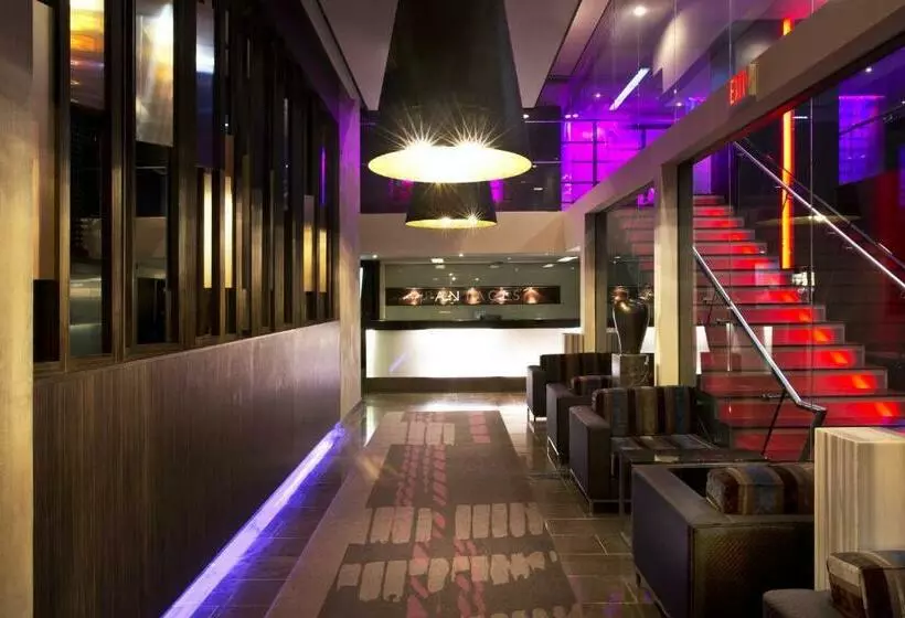Fotos del hotel Pantages Hotel Toronto Centre:  2