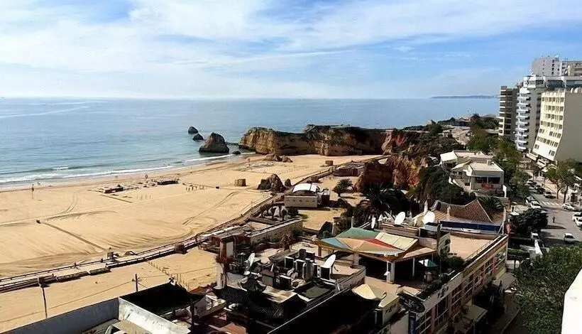 Fotos del hotel Avenida Praia:  5