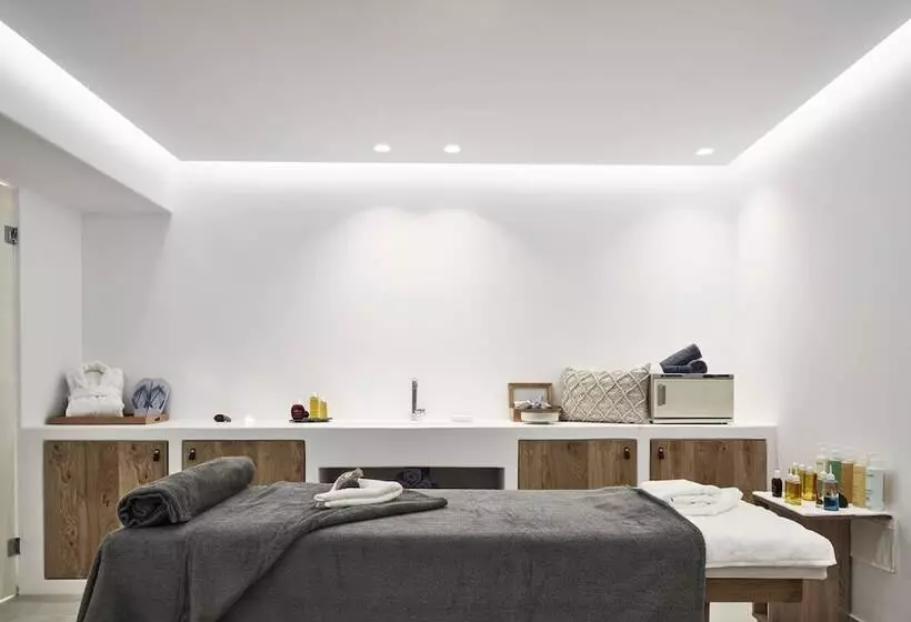 Nikki Beach Resort & Spa Santorini