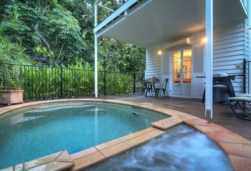 Fotos del hotel Port Douglas Cottage & Lodge:  9