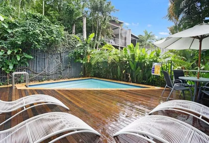 Fotos del hotel Port Douglas Cottage & Lodge:  2