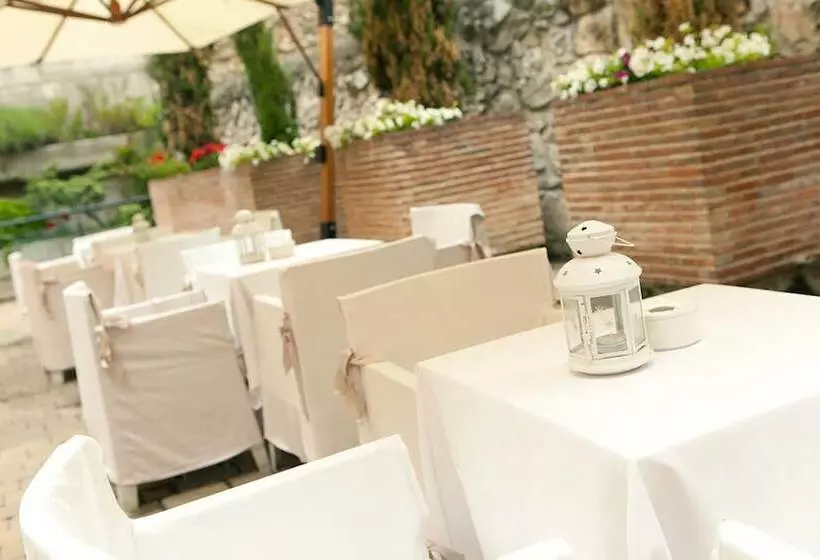 Fotos del hotel Palacio De Los Blasones Suites:  13