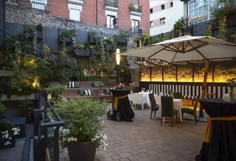 Fotos del hotel Palacio De Los Blasones Suites:  7