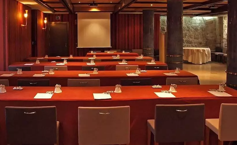 Fotos del hotel Palacio De Los Blasones Suites:  5