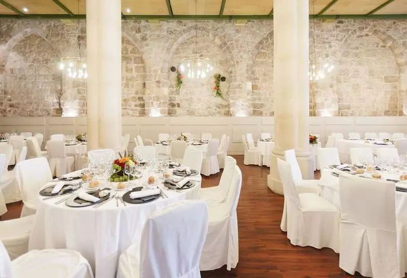 Fotos del hotel Palacio De Los Blasones Suites:  4