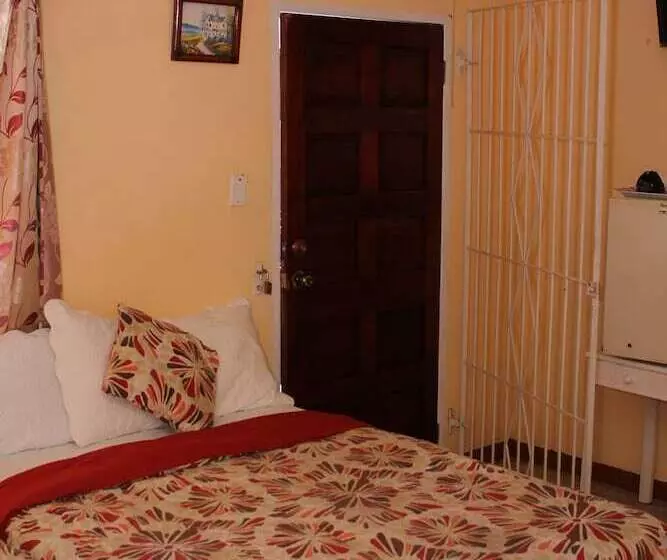 Fotos del hotel Hunters Rest Villa:  19