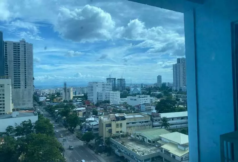 Fotos del hotel Golden Peak Hotel & Suites:  7