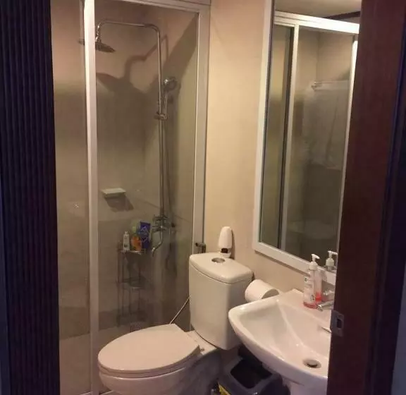 Fotos del hotel Golden Peak Hotel & Suites:  6