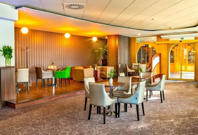 Fotos del hotel Cosmopolitan Bobycentrum:  21