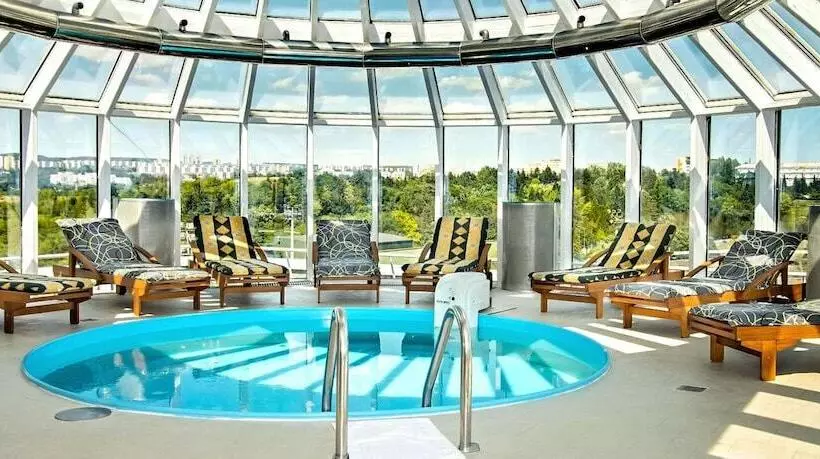 Fotos del hotel Cosmopolitan Bobycentrum:  12