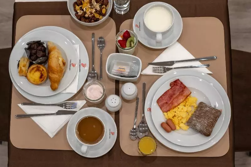 Fotos del hotel Dinya Lisbon Hotel & Lounge Bar:  13