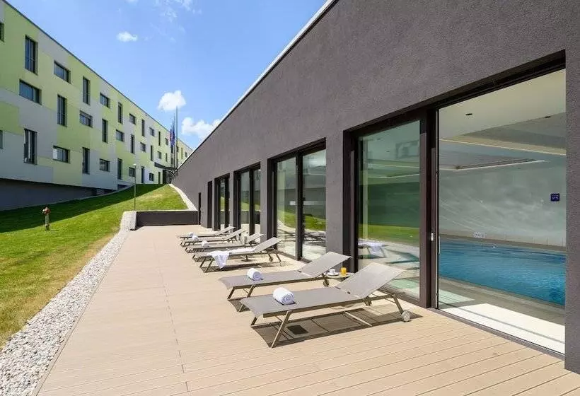 Fotos del hotel Four Points By Sheraton Ljubljana Mons:  6