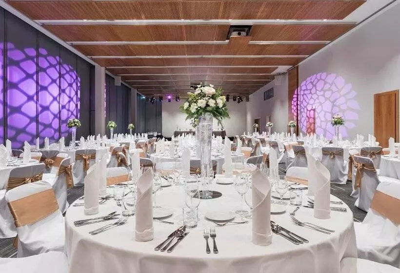 Fotos del hotel Four Points By Sheraton Ljubljana Mons:  10