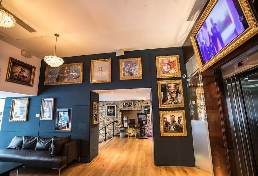 Fotos del hotel Winter Suites:  14