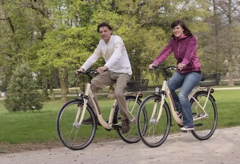 Fotos del hotel Nells Park:  13