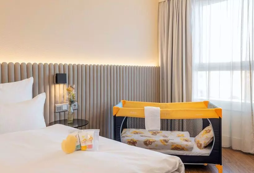 Fotos del hotel Nh Hamburg Altona:  6