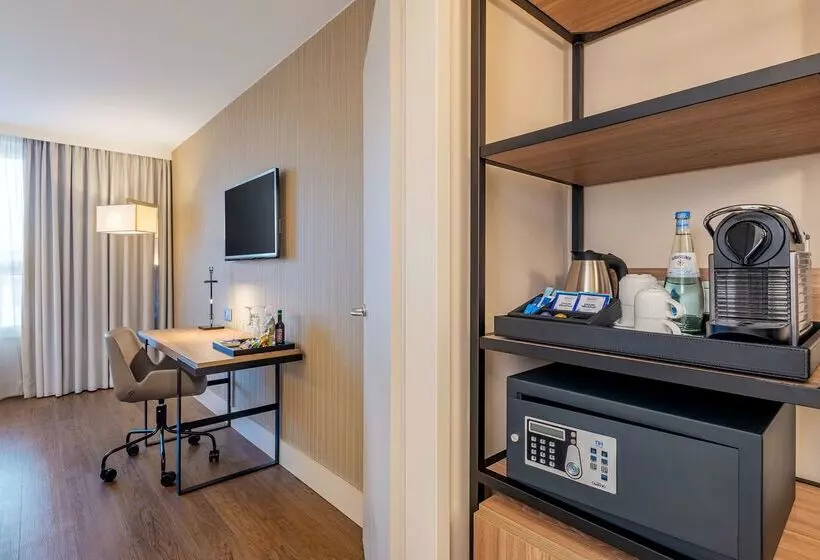 Fotos del hotel Nh Hamburg Altona:  10