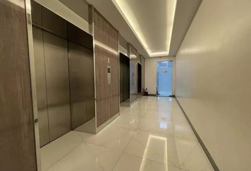 Fotos del hotel Golden Peak Hotel & Suites:  3