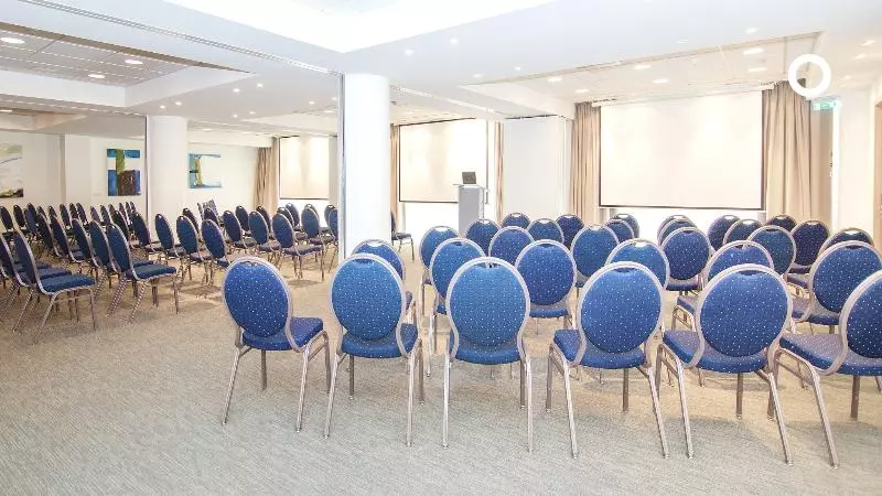 Fotos del hotel Center Plaza:  13