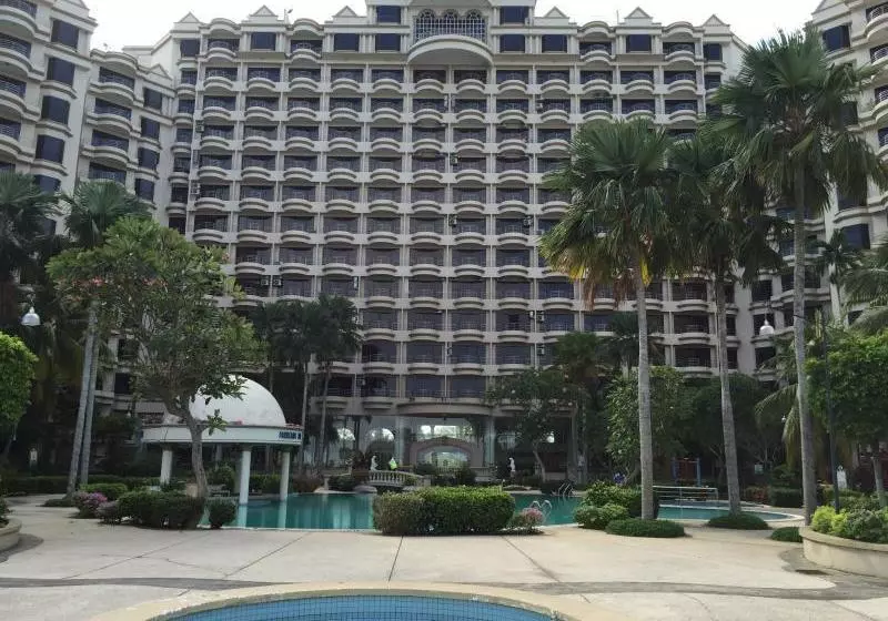 Everly Resort Hotel Malacca