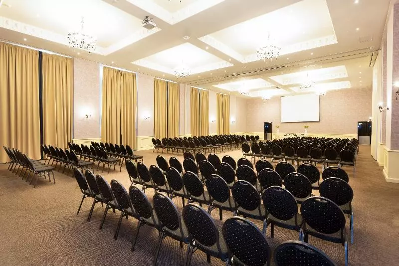 Fotos del hotel Barcelo Concorde Les Berges Du Lac:  22