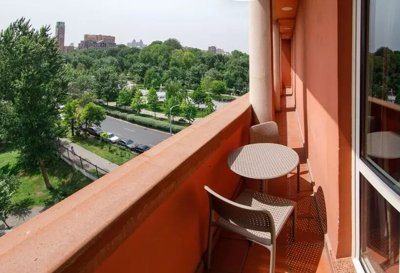 Fotos del hotel Best Western Plus Congress  Yerevan:  6