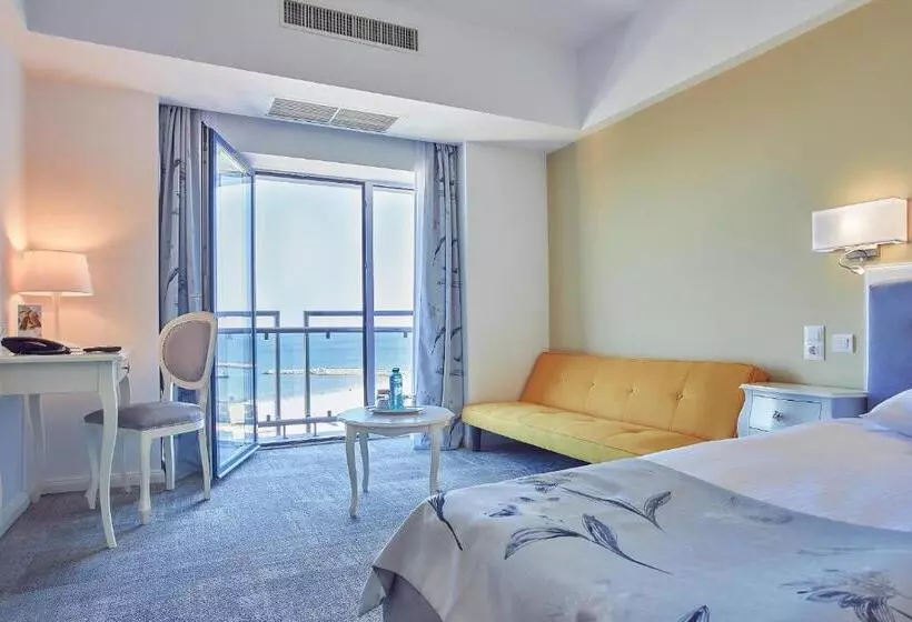 Fotos del hotel Ibis Constanta:  24