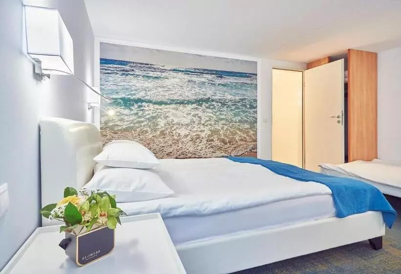 Fotos del hotel Ibis Constanta:  2