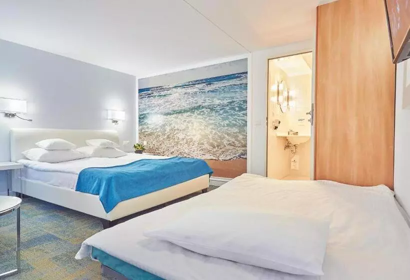 Fotos del hotel Ibis Constanta:  16