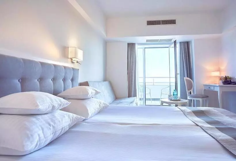 Fotos del hotel Ibis Constanta:  12