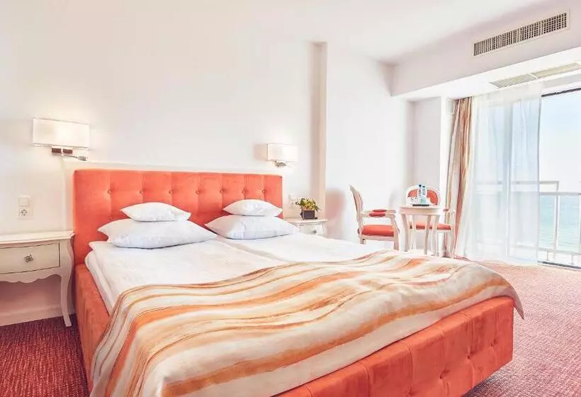 Fotos del hotel Ibis Constanta:  9