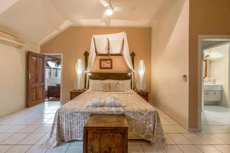 Fotos del hotel Crown Beach Resort & Spa:  17