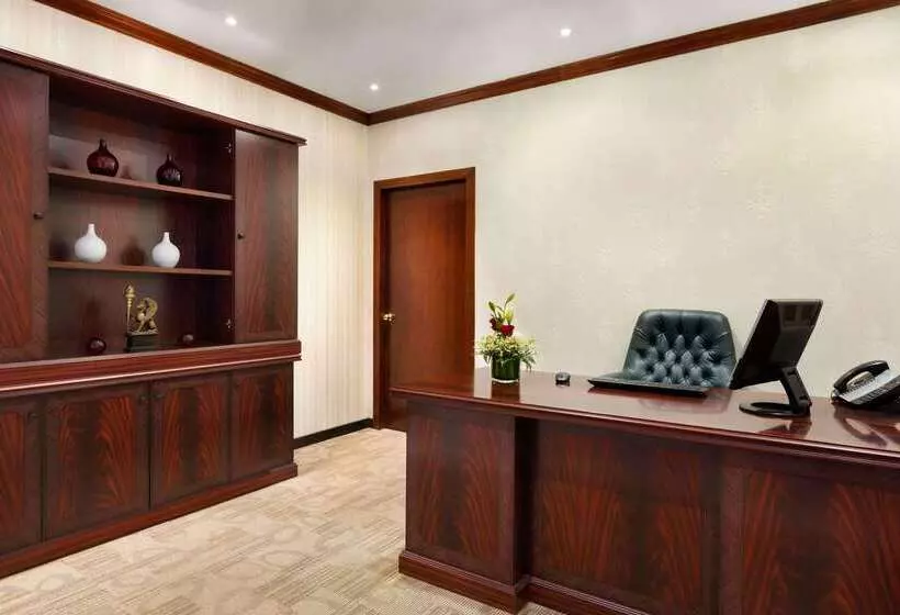 Fotos del hotel Hawthorn Suites By Wyndham Al Khobar:  17