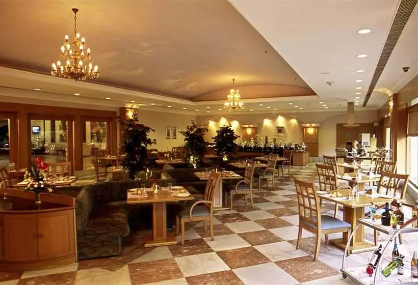 Fotos del hotel Katriya Hotel & Towers:  14