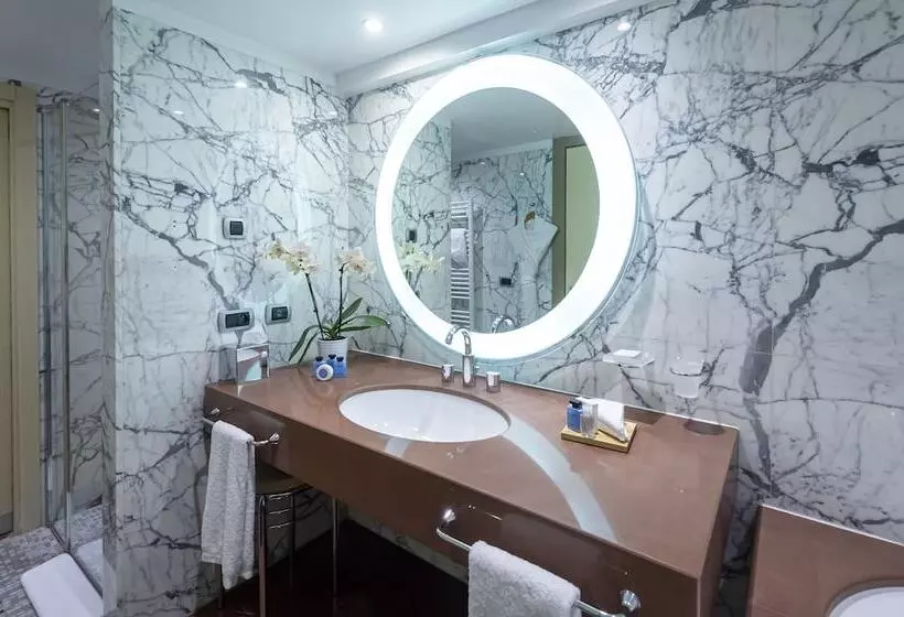 Fotos del hotel Port Palace:  11