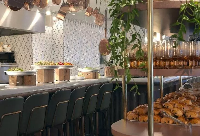 Fotos del hotel Renaissance Paris Vendome:  6