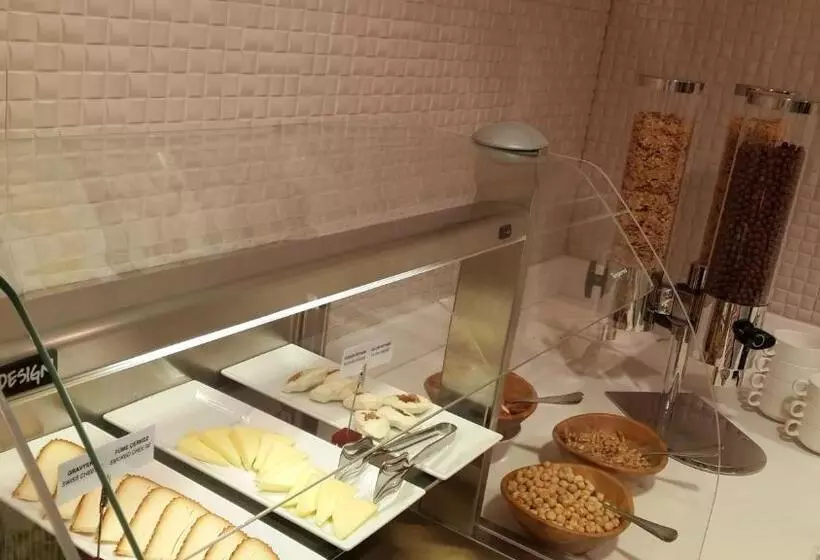 Fotos del hotel Warwick Ankara:  24