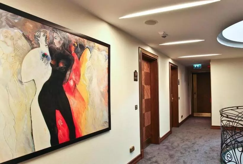 Fotos del hotel Warwick Ankara:  2