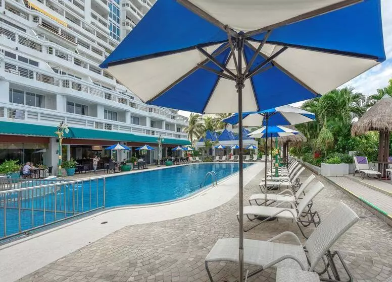 Fotos del hotel Andaman Beach Suites:  12