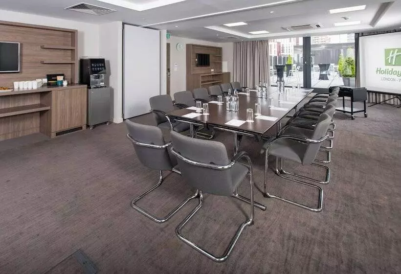 Fotos del hotel Holiday Inn London West, An Ihg:  20