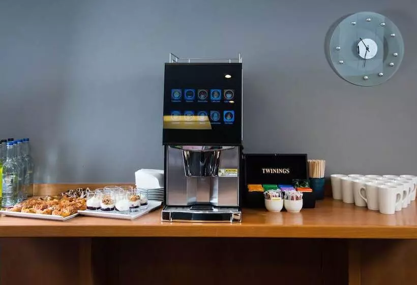 Fotos del hotel Holiday Inn London West, An Ihg:  5