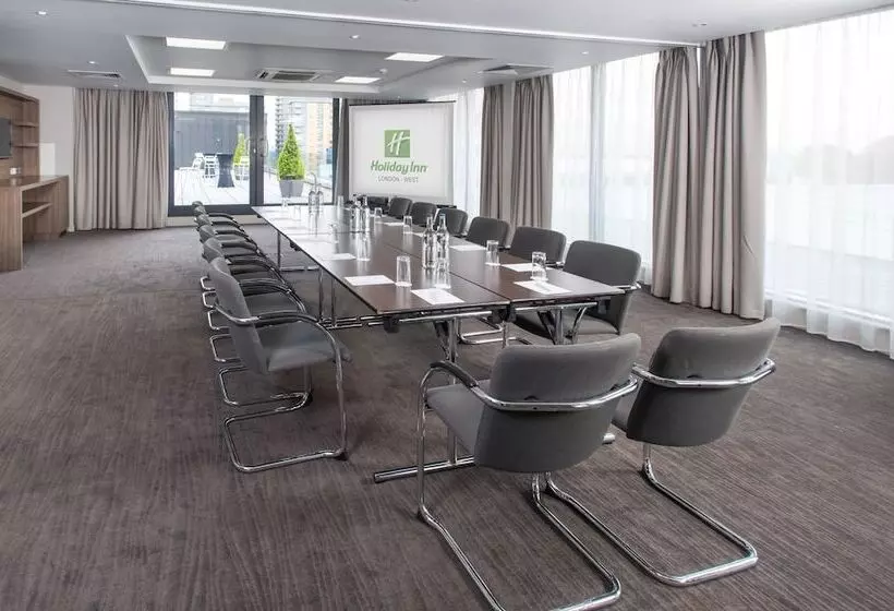 Fotos del hotel Holiday Inn London West, An Ihg:  8