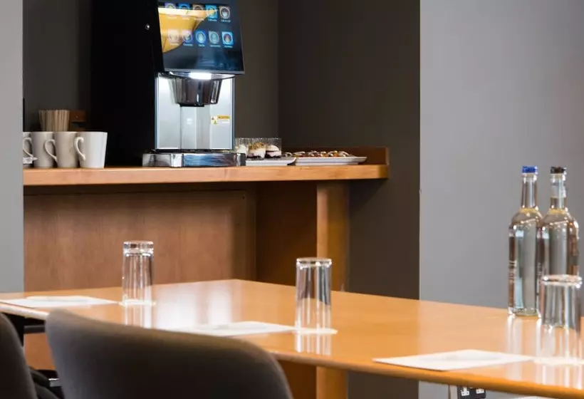 Fotos del hotel Holiday Inn London West, An Ihg:  13