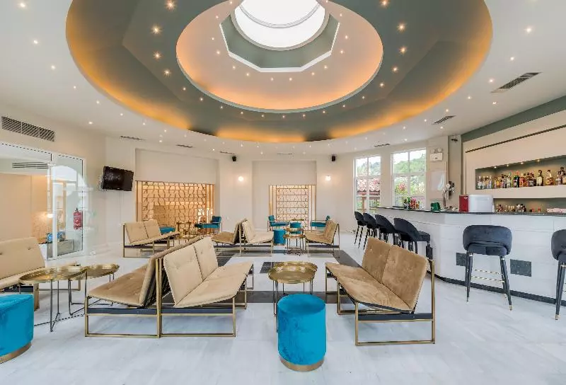 Fotos del hotel Katerina Palace:  4