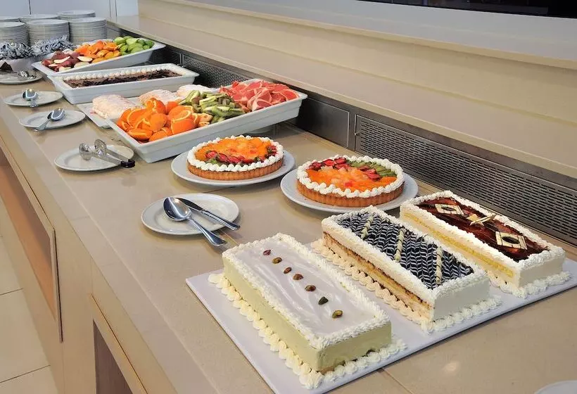 Fotos del hotel Nelia Beach  & Spa:  11