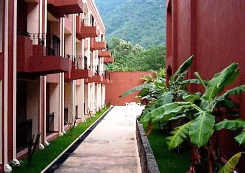 Fotos del hotel Hacienda Cola Del Caballo:  18