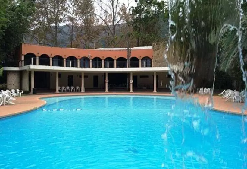 Fotos del hotel Hacienda Cola Del Caballo:  17