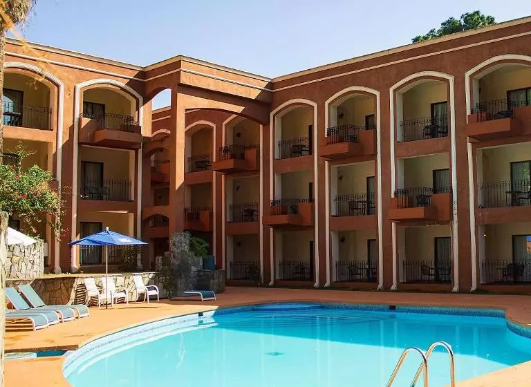 Fotos del hotel Hacienda Cola Del Caballo:  8