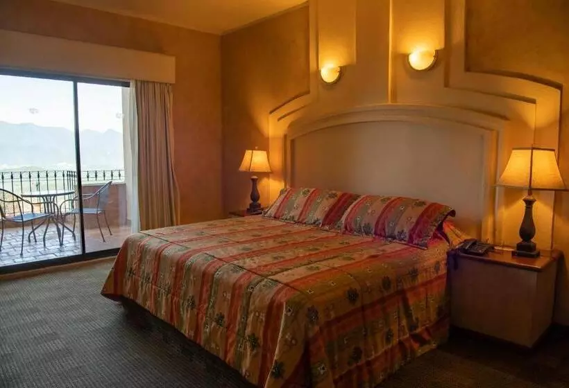 Fotos del hotel Hacienda Cola Del Caballo:  2